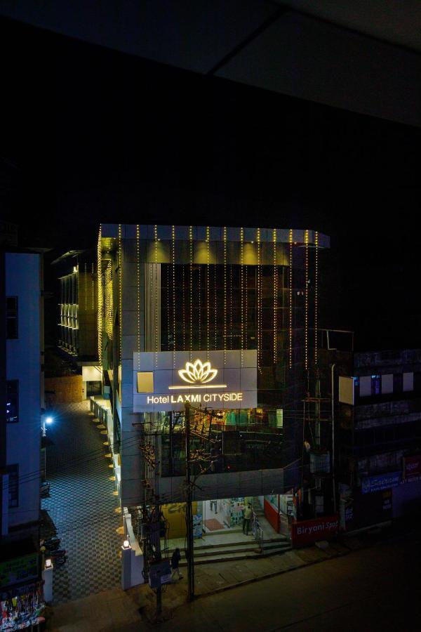 Hotel Laxmi Cityside Mangalore Bagian luar foto